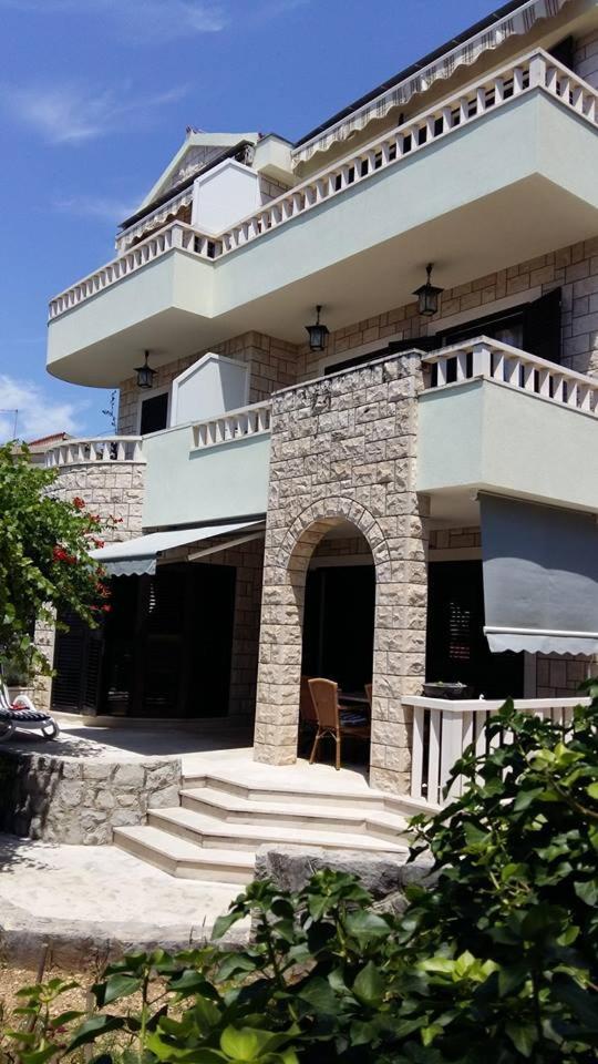 Guesthouse Mario&Marina Makarska Eksteriør bilde
